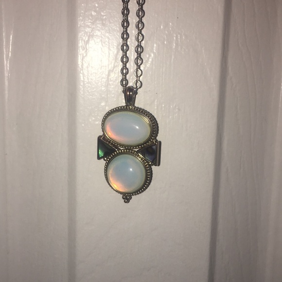 opal pendant necklace - Picture 3 of 3